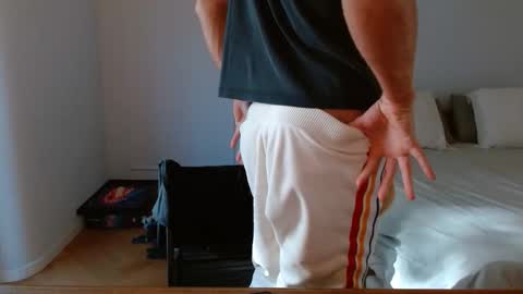 Snapshot of alphahung23 chatting on October 2025 08:23:02 AM alphahung23 online show from October 2025 08:23:02 AM