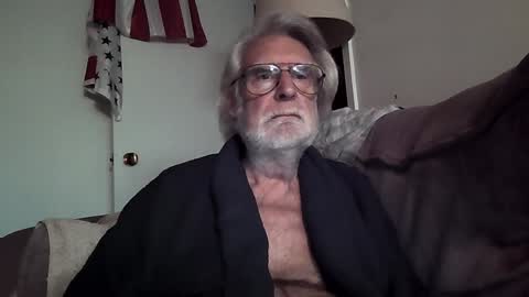 AlphaUniform online show from December 2024 02:11:01 PM