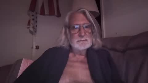 AlphaUniform online show from September 2025 02:55:02 AM