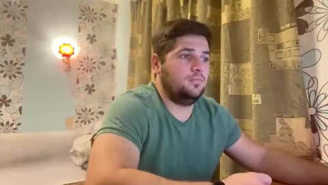 Alex online show from December 2025 09:01:01 PM