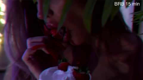 Snapshot of alvuwka chatting on February 2026 07:48:01 AM Alvuwka online show from February 2026 07:48:01 AM