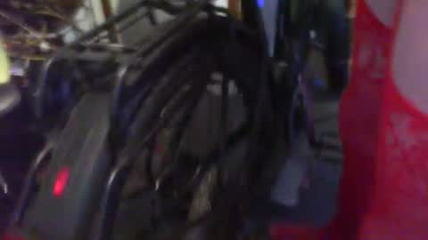 Snapshot of alwaysniceguy2 chatting on September 2025 01:49:01 AM HoneyMelonGuy online show from September 2025 01:49:01 AM