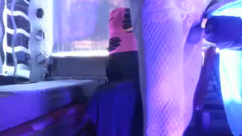 Snapshot of alwaysniceguy2 chatting on November 2025 09:23:01 AM HoneyMelonGuy online show from November 2025 09:23:01 AM