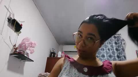 analia online show from October 2025 02:59:02 AM