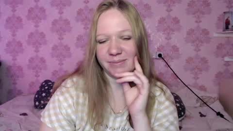 Snapshot of alya764770 chatting on August 2026 04:17:02 AM alya764770 online show from August 2026 04:17:02 AM