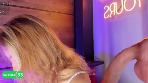 Alya online show from November 2025 11:13:02 AM