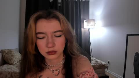 Anna online show from January 2025 04:37:02 PM