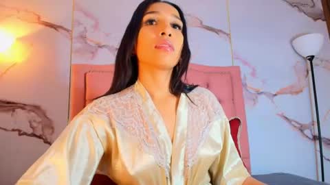 Snapshot of alyathompson chatting on July 2026 03:44:01 AM Alya online show from July 2026 03:44:01 AM