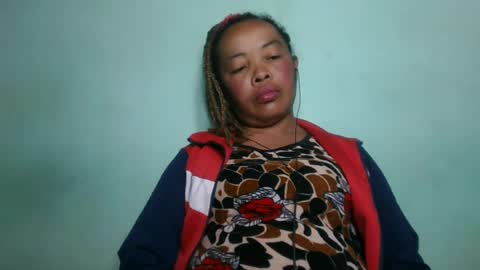 Snapshot of alypierette chatting on June 2026 05:03:01 PM alypierette online show from June 2026 05:03:01 PM