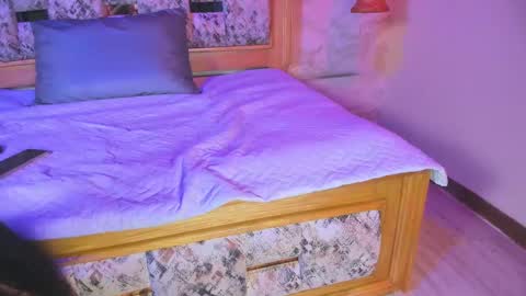 Snapshot of alysha_demberr chatting on February 2025 06:04:02 PM alysha_demberr online show from February 2025 06:04:02 PM