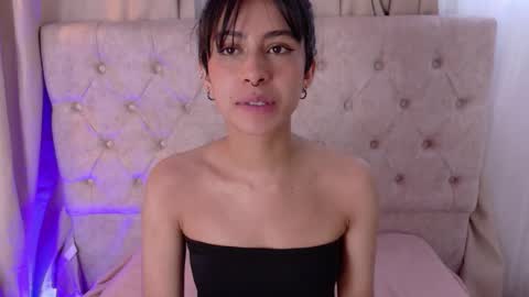 alyssa_joness online show from November 2025 01:55:01 PM