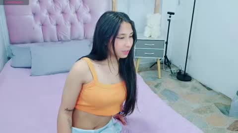 alyssa_oli online show from December 2024 02:42:02 AM