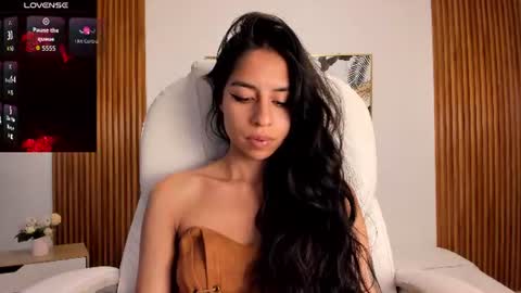 Snapshot of alyssabeauty_ chatting on June 2026 09:34:01 PM alyssabeauty_ online show from June 2026 09:34:01 PM