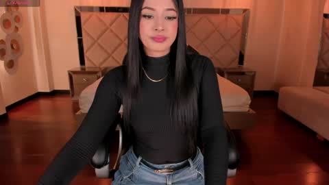 Snapshot of alyssadean_ chatting on June 2026 11:13:02 AM Aly online show from June 2026 11:13:02 AM
