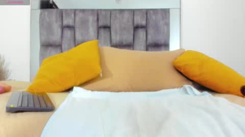 alyssia online show from January 2026 12:32:02 PM