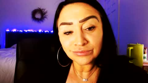 Alyssiaamorexo online show from July 2026 07:18:02 PM