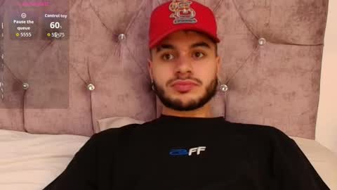 Amadeo Wild online show from November 2025 04:10:02 PM