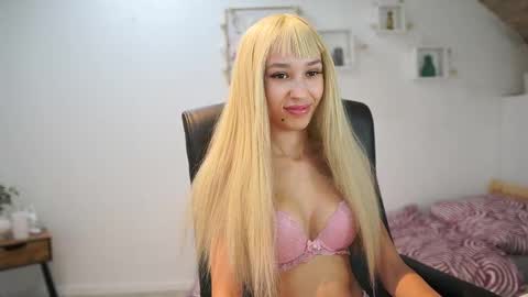 Snapshot of amai__liu chatting on September 2025 06:11:02 PM Amai Liu online show from September 2025 06:11:02 PM