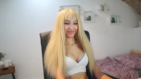 Snapshot of amai__liu chatting on October 2025 05:43:02 PM Amai Liu online show from October 2025 05:43:02 PM