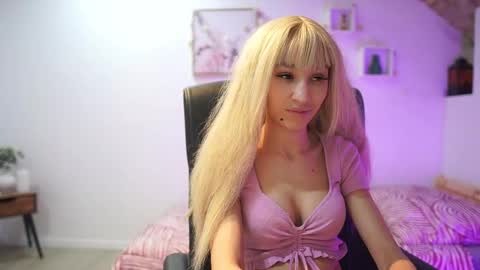 Snapshot of amai__liu chatting on February 2026 02:01:02 PM Amai Liu online show from February 2026 02:01:02 PM