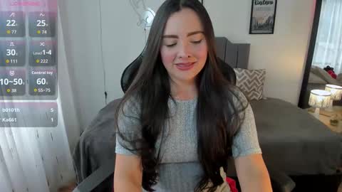 Snapshot of amaia_monet chatting on October 2025 08:09:02 PM Hi Im AmaiaHelp me reach 100 likes online show from October 2025 08:09:02 PM