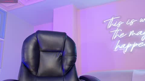 Amaia Haywood online show from November 2025 05:19:02 AM