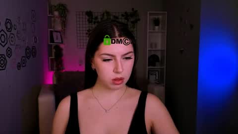 Snapshot of amalialowell chatting on May 2026 09:28:02 AM Amalia online show from May 2026 09:28:02 AM