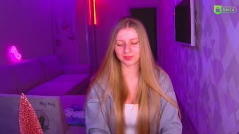 Snapshot of amaliaqueen999 chatting on December 2024 01:22:01 PM Amalia online show from December 2024 01:22:01 PM