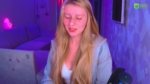 Snapshot of amaliaqueen999 chatting on November 2025 01:55:02 PM Amalia online show from November 2025 01:55:02 PM