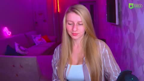 Snapshot of amaliaqueen999 chatting on December 2025 03:06:01 PM Amalia online show from December 2025 03:06:01 PM