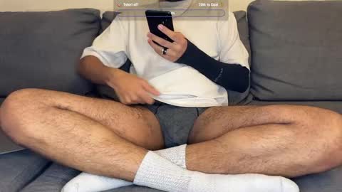 amalik_yoazz online show from April 2026 09:04:01 AM