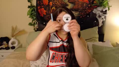         online show from October 2025 12:15:01 PM