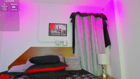 amanda29_ online show from June 2026 07:04:02 PM