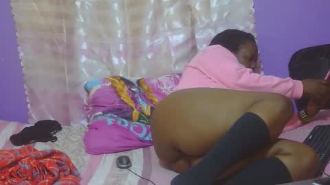 amanda_01_ online show from September 2025 12:11:01 AM