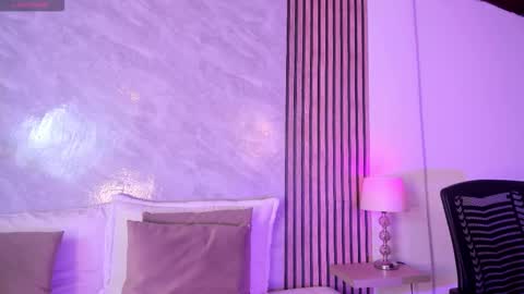 Luisa online show from February 2026 01:54:01 AM