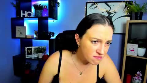 Amanda online show from December 2025 02:34:01 PM