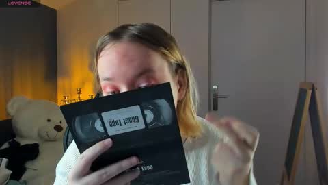 Snapshot of amanda_butlerr chatting on November 2025 10:25:02 AM Hi im Amanda online show from November 2025 10:25:02 AM