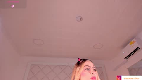 Snapshot of amanda_colin chatting on September 2025 11:51:01 PM Amanda online show from September 2025 11:51:01 PM