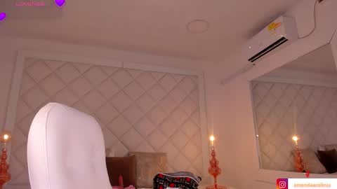 Snapshot of amanda_colin chatting on October 2025 11:24:01 PM Amanda online show from October 2025 11:24:01 PM