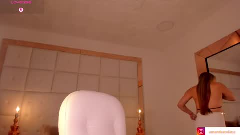Snapshot of amanda_colin chatting on June 2026 07:57:02 PM Amanda online show from June 2026 07:57:02 PM