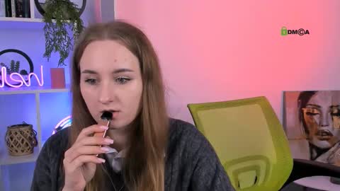 Snapshot of amanda_miki chatting on October 2025 01:41:02 PM Ami online show from October 2025 01:41:02 PM