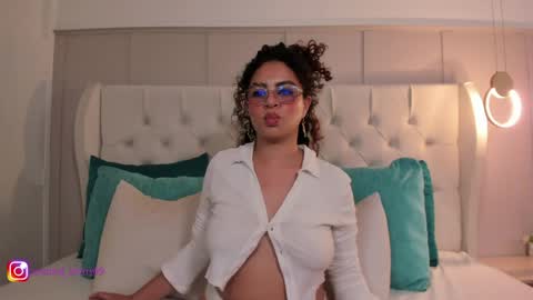 Amanda Rios online show from April 2026 07:44:01 PM