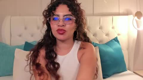 Snapshot of amanda_rios chatting on May 2026 11:21:01 PM Amanda Rios online show from May 2026 11:21:01 PM