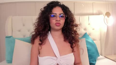Snapshot of amanda_rios chatting on May 2026 09:53:01 PM Amanda Rios online show from May 2026 09:53:01 PM