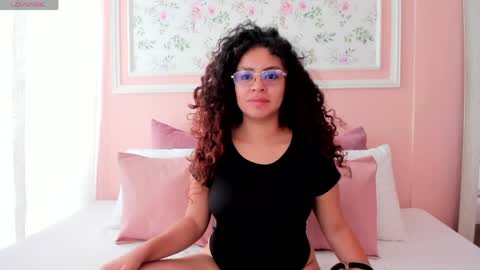 Snapshot of amanda_rios chatting on May 2026 12:46:02 PM Amanda Rios online show from May 2026 12:46:02 PM