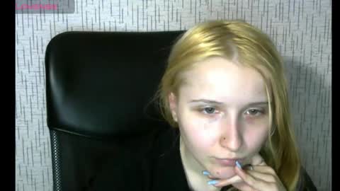 Amanda online show from December 2024 01:04:02 AM