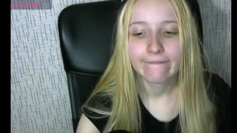 Amanda online show from December 2024 04:09:01 AM