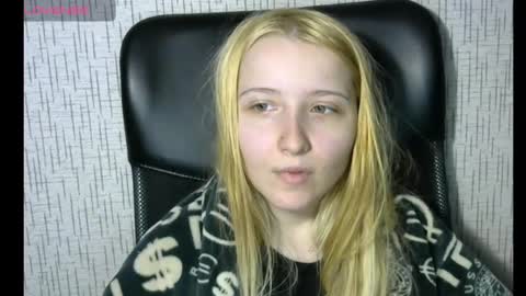 Amanda online show from December 2024 02:06:01 PM
