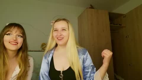 Snapshot of amanda_sherr chatting on June 2026 05:32:02 AM Amanda online show from June 2026 05:32:02 AM