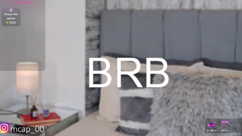 Snapshot of amanda_woods_ chatting on November 2025 10:43:01 PM Amanda online show from November 2025 10:43:01 PM